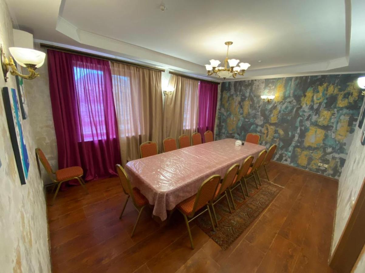 Hotel Alma Ata Zhosaly Екстер'єр фото