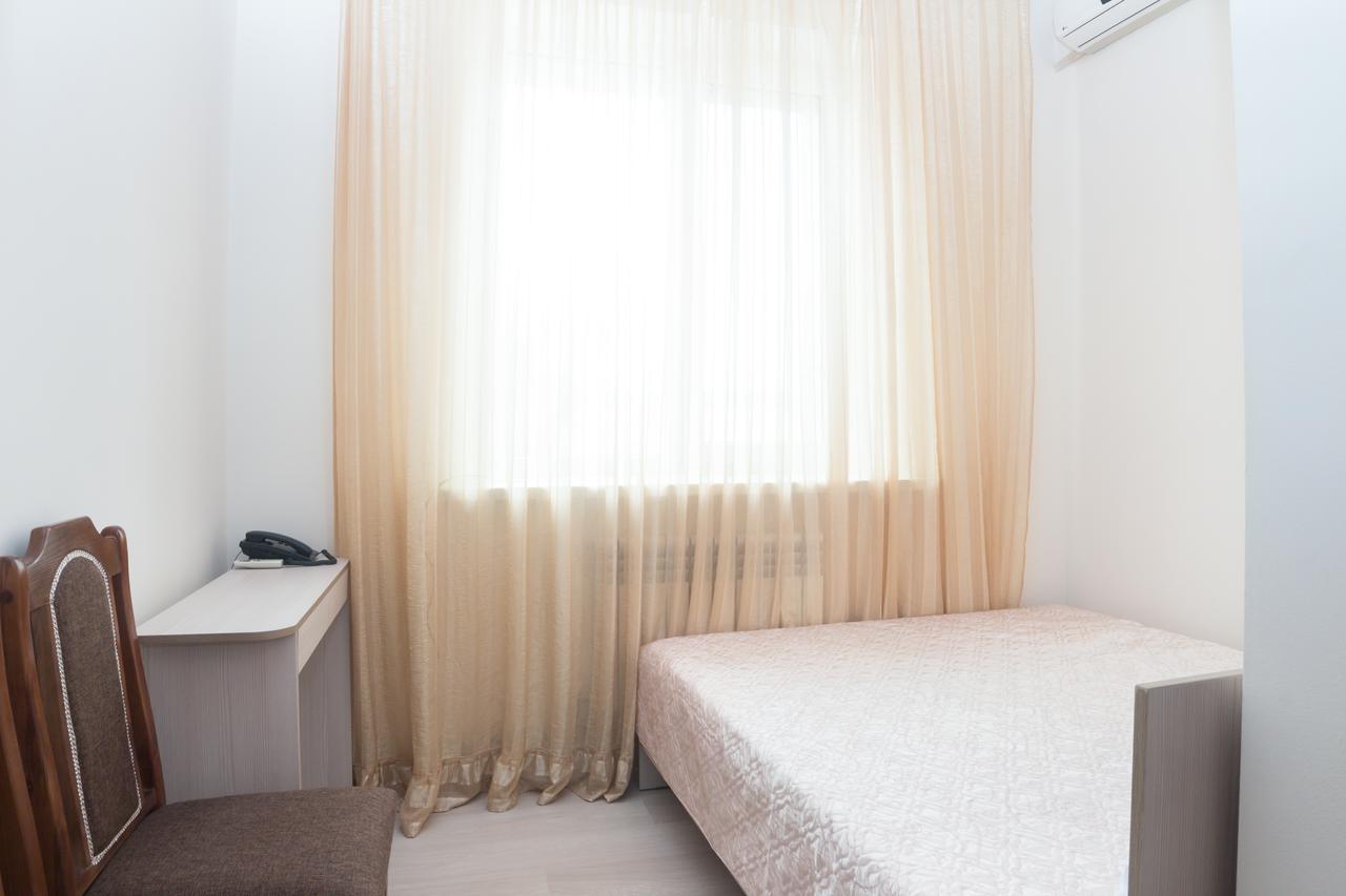Hotel Alma Ata Zhosaly Екстер'єр фото