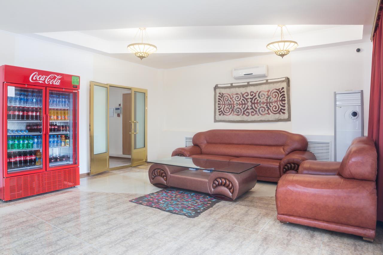 Hotel Alma Ata Zhosaly Екстер'єр фото