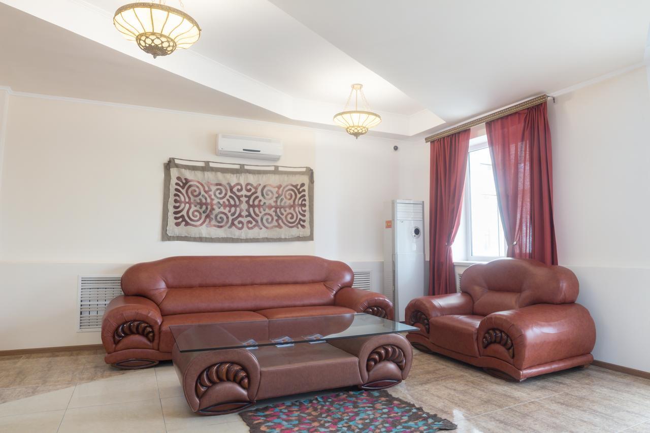 Hotel Alma Ata Zhosaly Екстер'єр фото